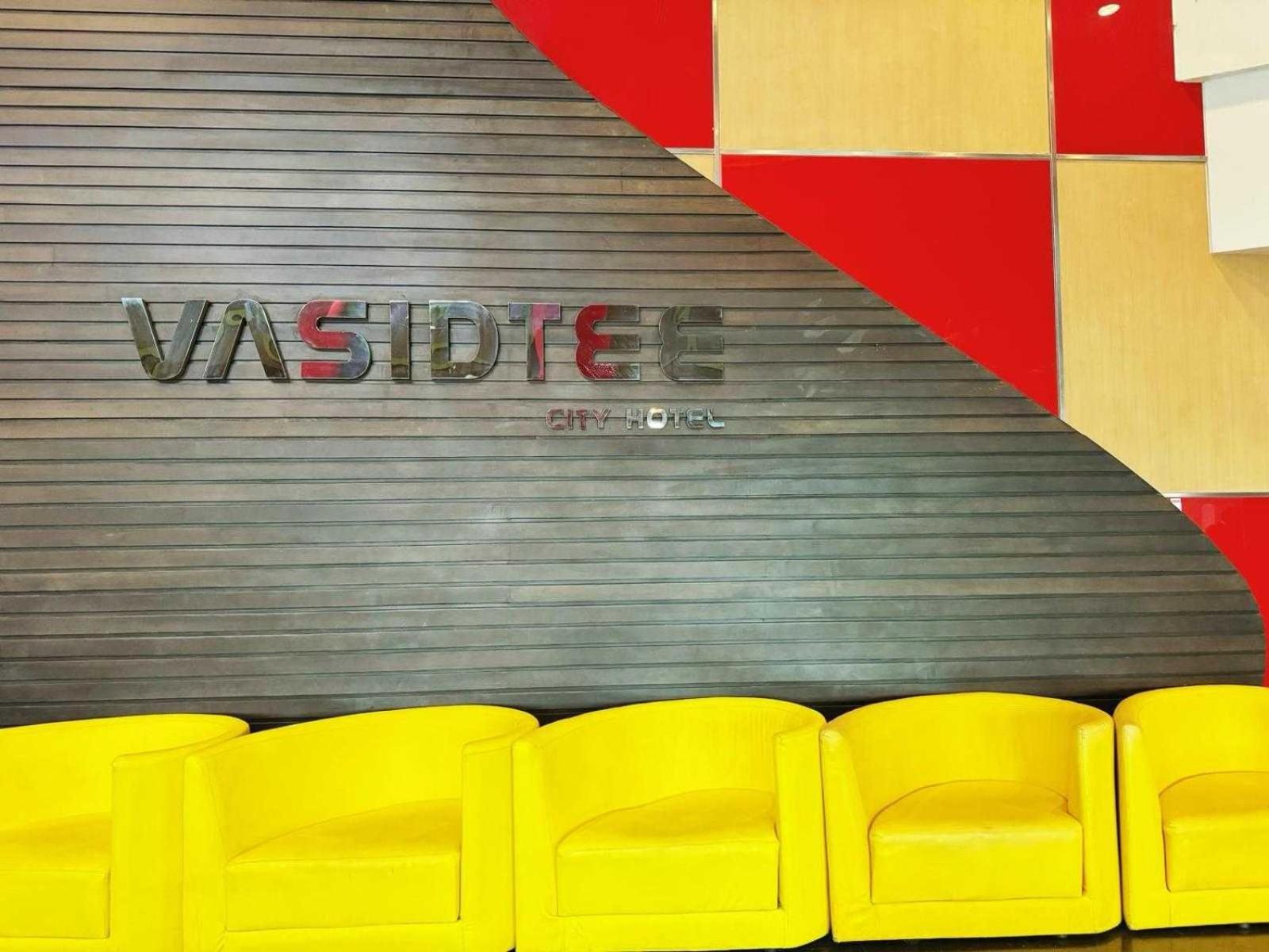 Capital O 75514 Vasidtee City Hotel Suphanburi Esterno foto