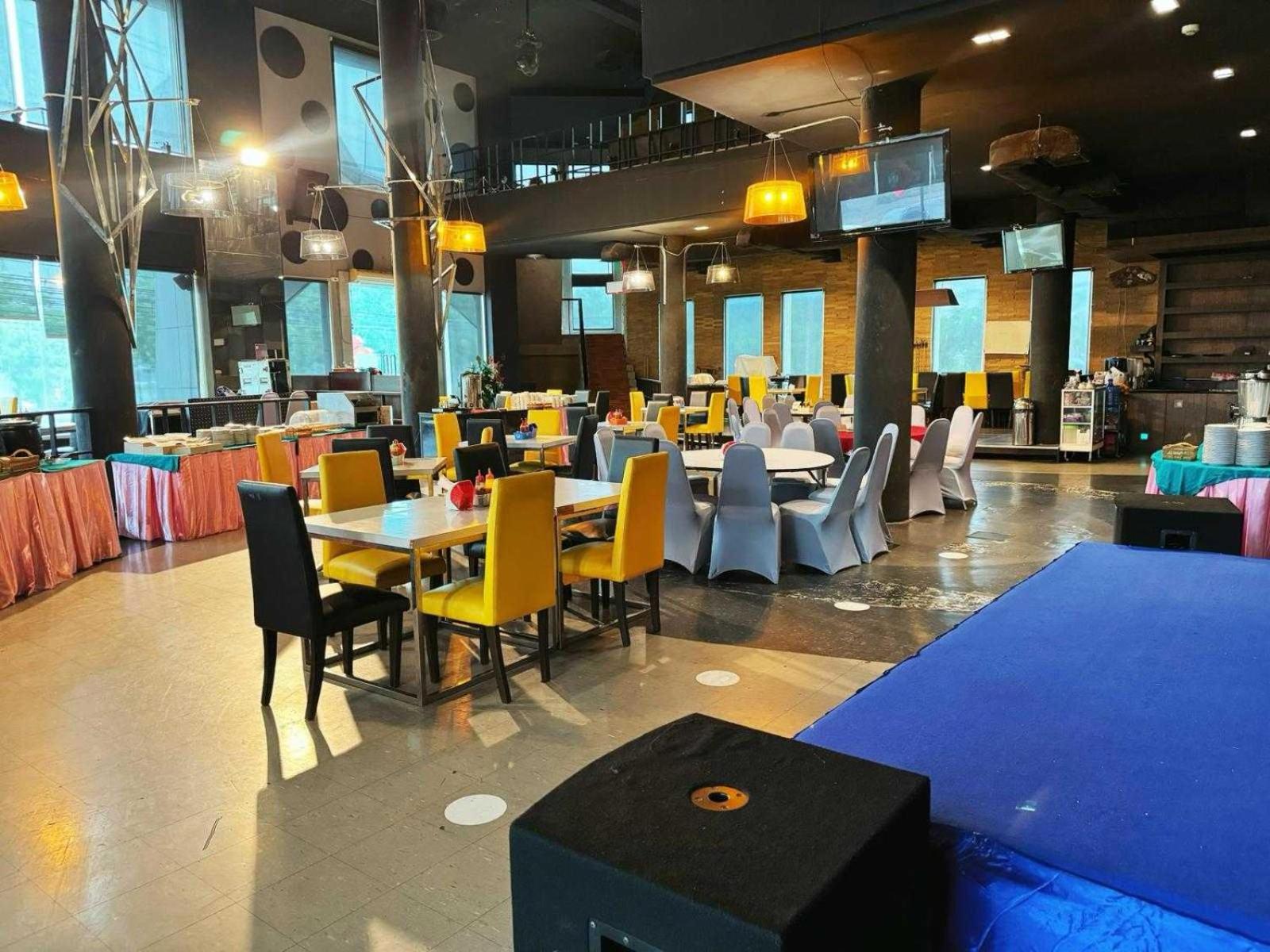 Capital O 75514 Vasidtee City Hotel Suphanburi Esterno foto