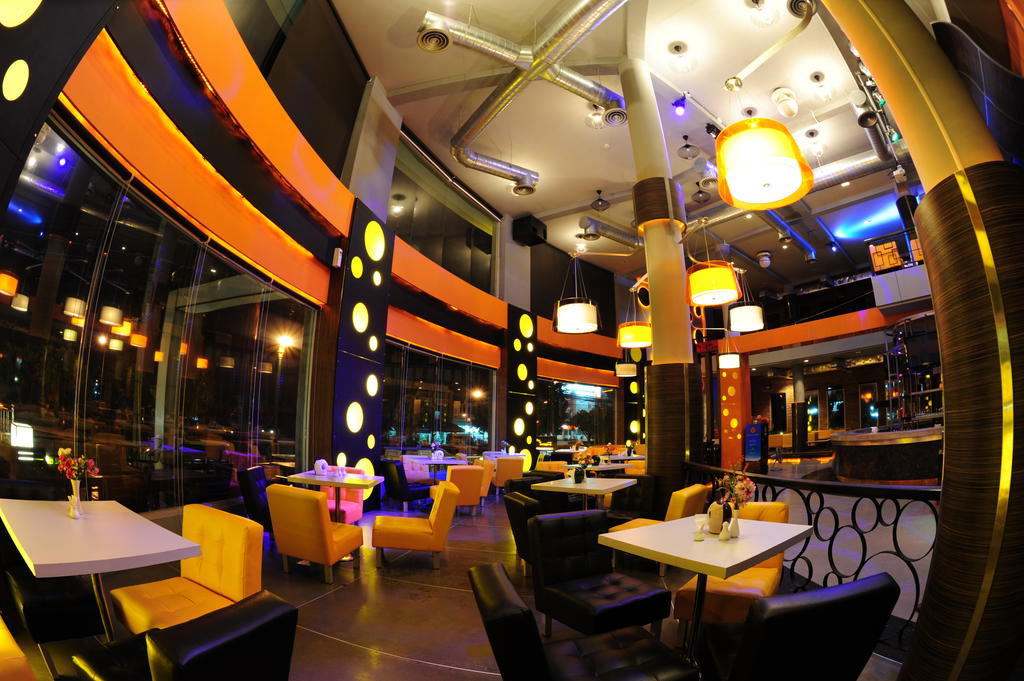 Capital O 75514 Vasidtee City Hotel Suphanburi Esterno foto